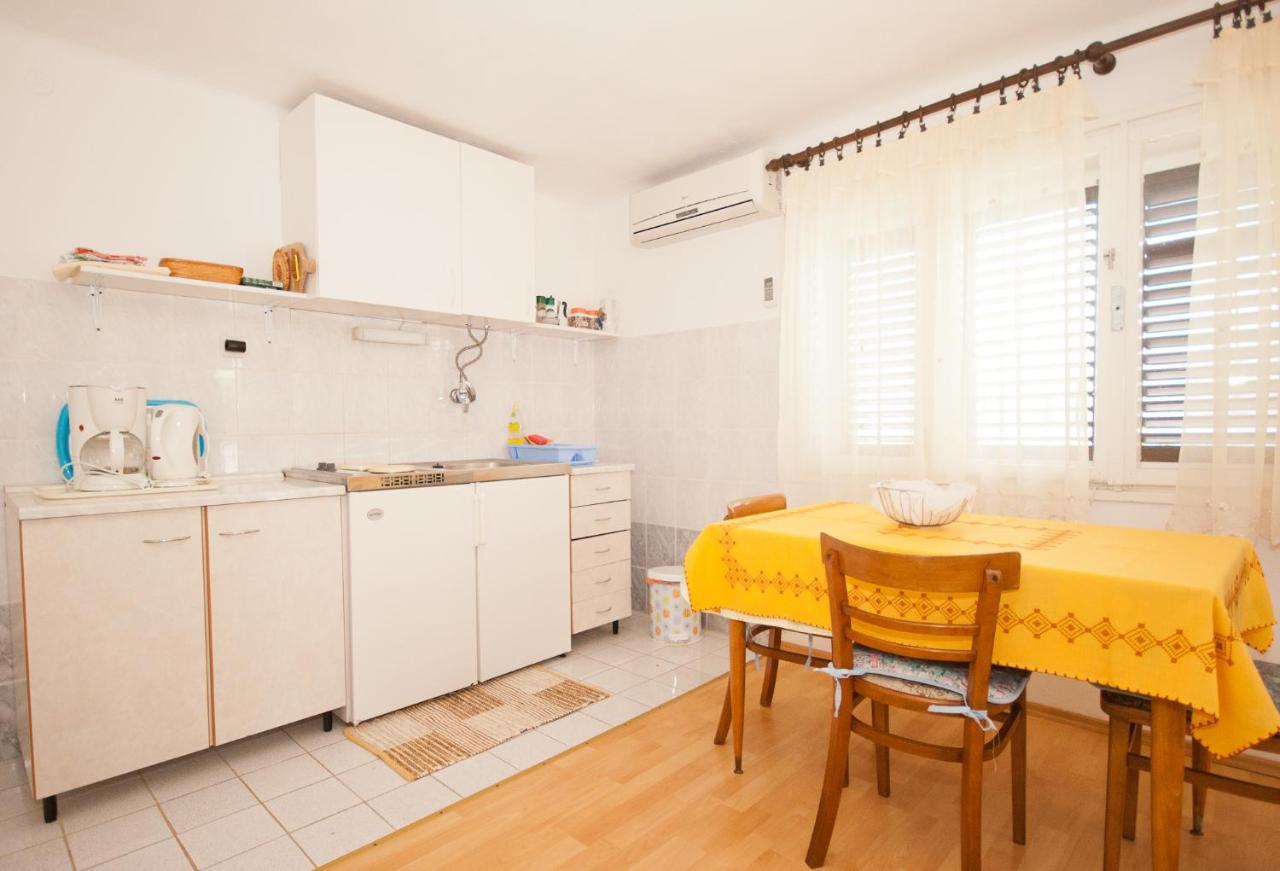 Apartments Katarina バスカ エクステリア 写真