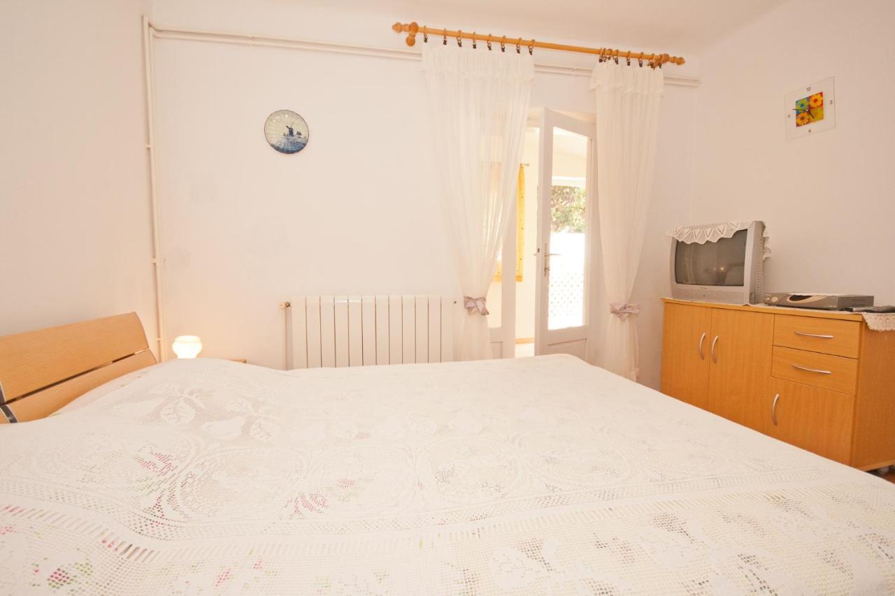 Apartments Katarina バスカ エクステリア 写真
